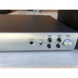 Professionele bose freespace iza 2120 HZ versterker