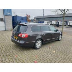 Volkswagen Passat Variant 2.0 TDI 170pk Highline LEER NAV