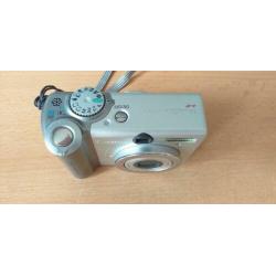 155 - 2 Digitale fotocameras als verzamelobject
