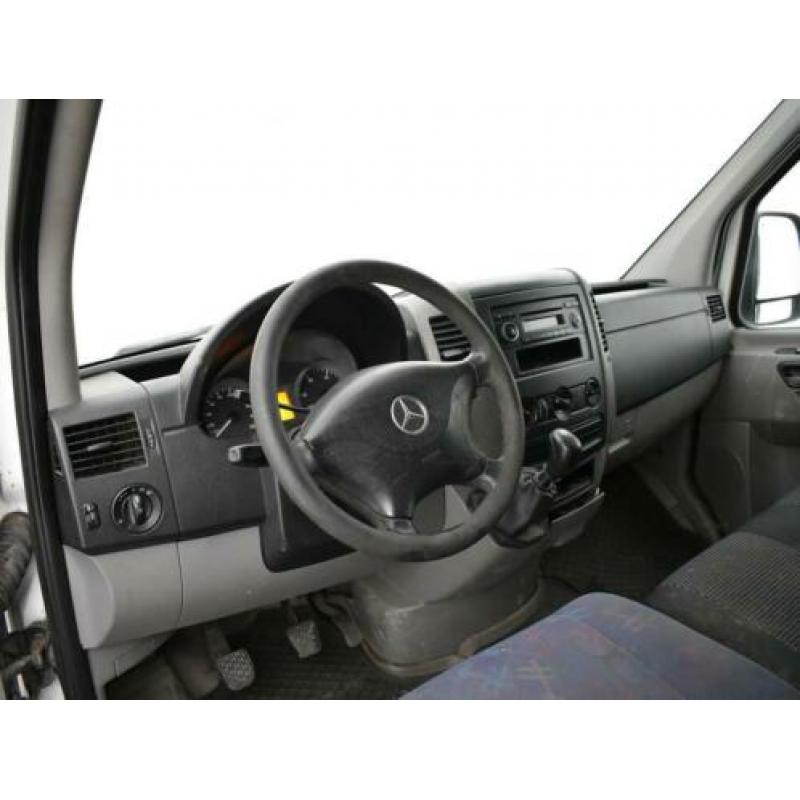 Mercedes-Benz Sprinter 211CDI L2H2 Trekhaak / Cruise control