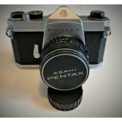 Asahi Pentax Spotmatic met Super Takumar F1:2.0 55mm