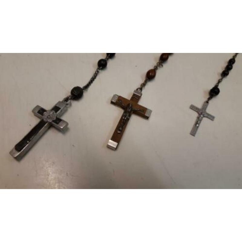 3 oude houten paternosters