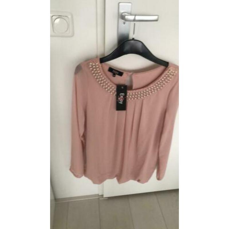Enjoy top zachtroze met parel hals nieuw medium