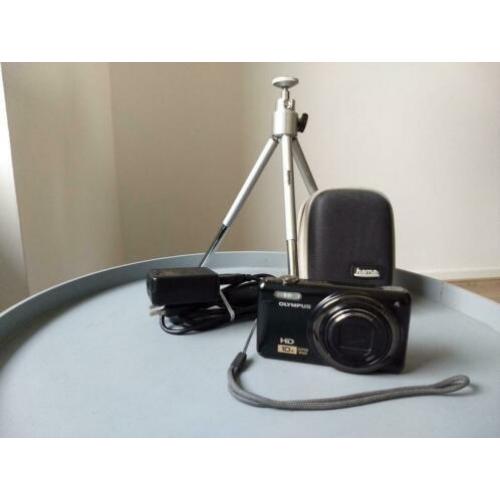 Goede digitale camera inclusief standaard