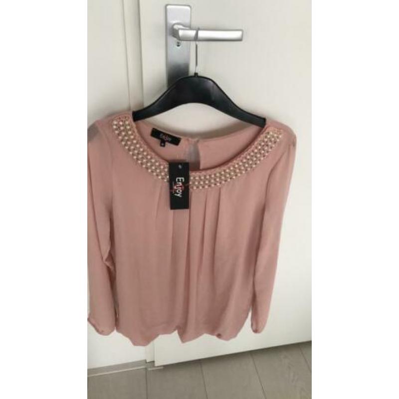 Enjoy top zachtroze met parel hals nieuw medium