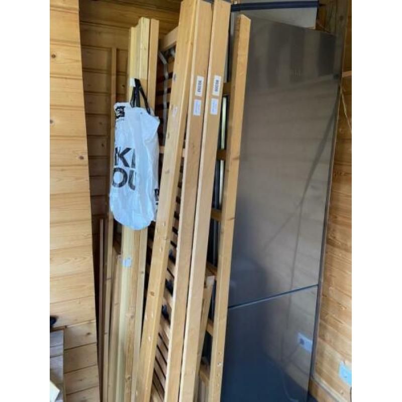 Lundia Bed (2x) met lattenbodem en matras, ook los.