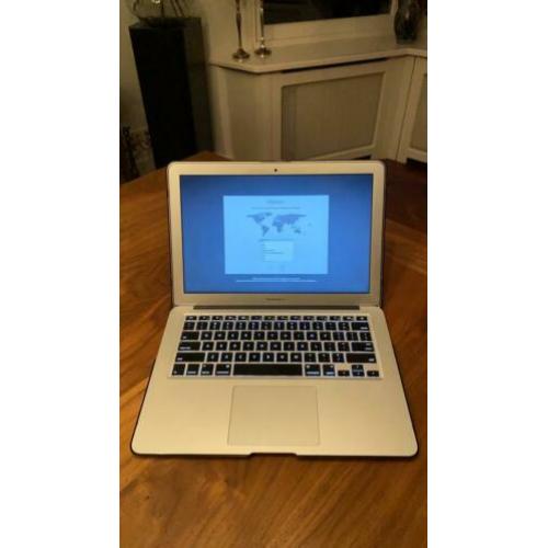 MacBook Air 13inch (2014)