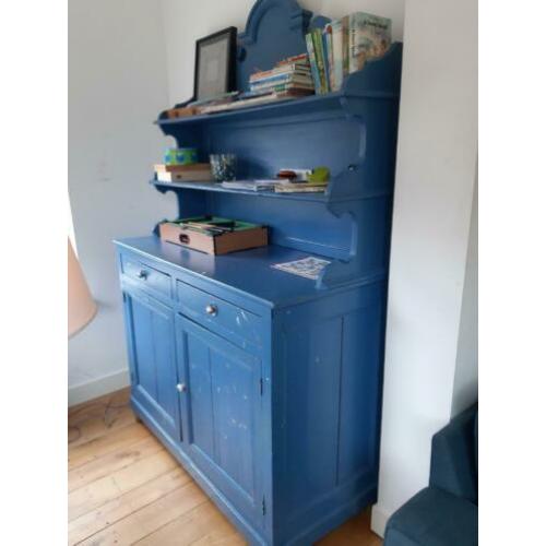 Grote blauwe Hollandse kast