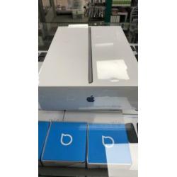 iPad 2019 10.2 128GB nieuw geseald 7e generatie