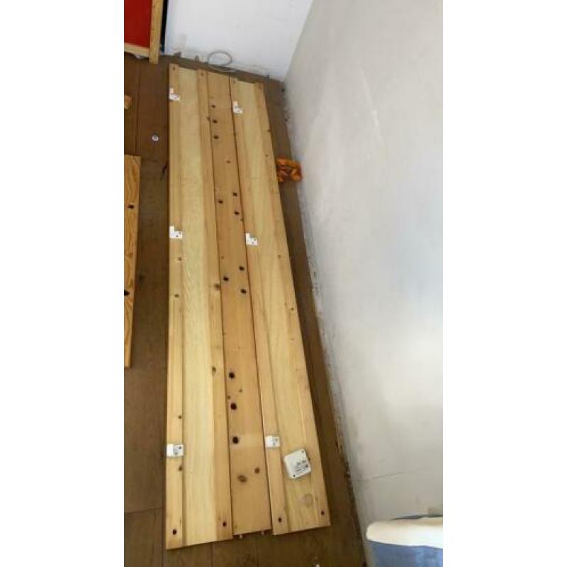 Lundia Bed (2x) met lattenbodem en matras, ook los.