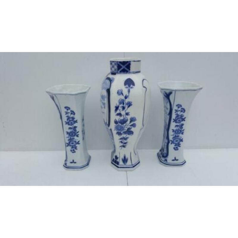 Regout ( Louis ) 3 delig kaststel decor n/Delft 500 en 501
