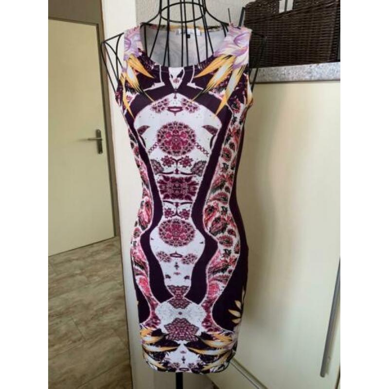 Geheel nieuwe jurk van Only, maat S