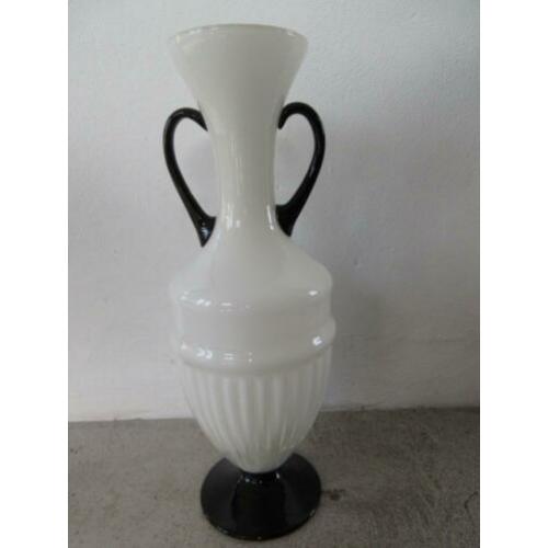 Vintage vaas V.B. opaline Florence made in Italy wit zwart