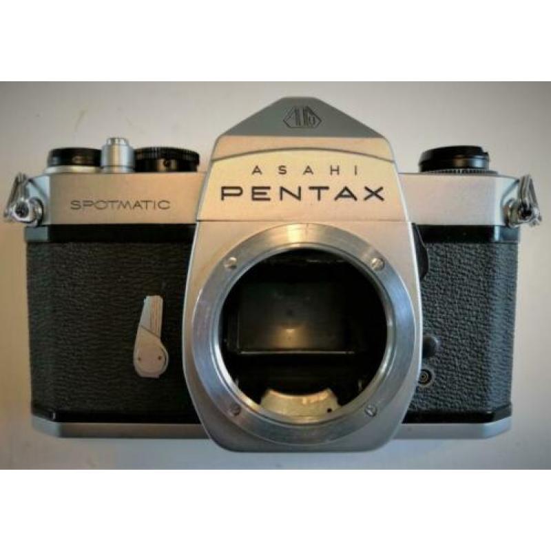 Asahi Pentax Spotmatic met Super Takumar F1:2.0 55mm