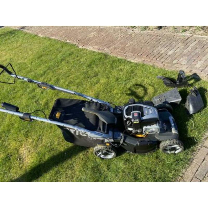 Stiga Twinclip 50 SEQ B mulching grasmaaier