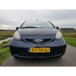 Toyota Aygo 1.0 12V Vvt-i 5DRS 2006 Zwart