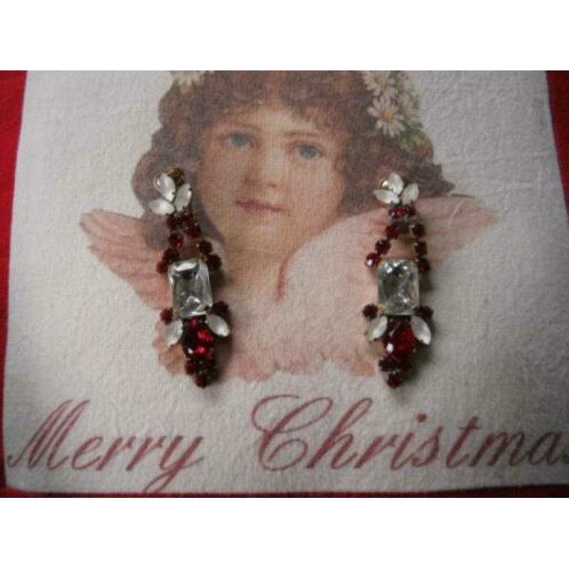 Vintage Oude Czech oorclips rood wit, handgemaakt.