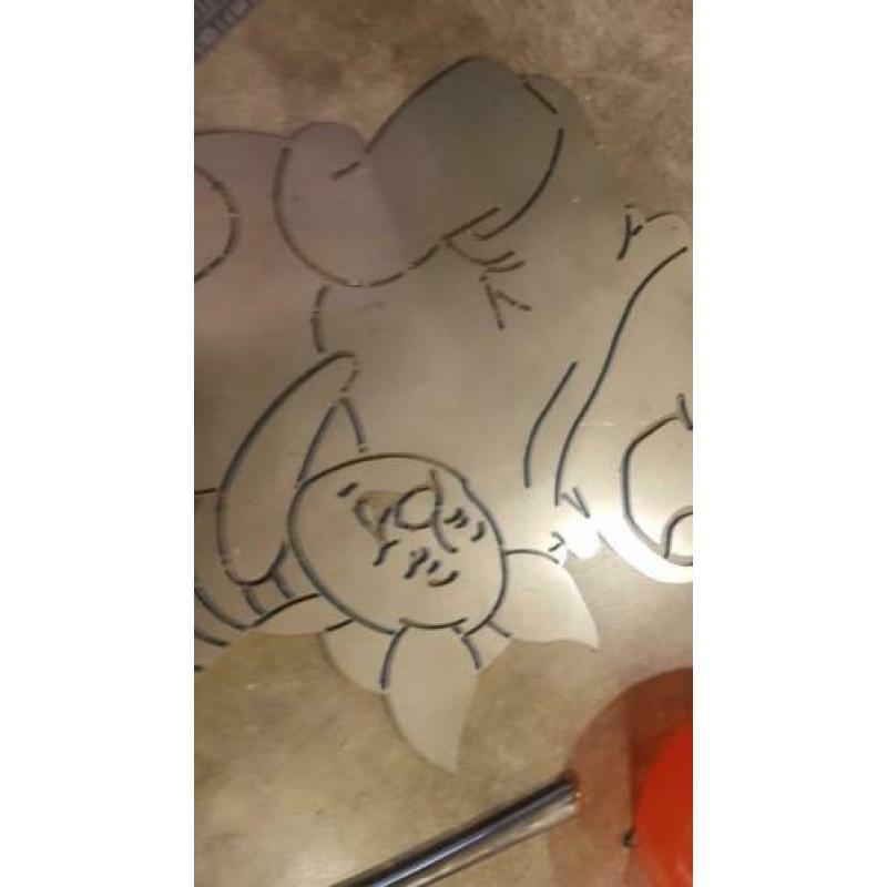 winnie de pooh en knorretje uit rvs gesneden