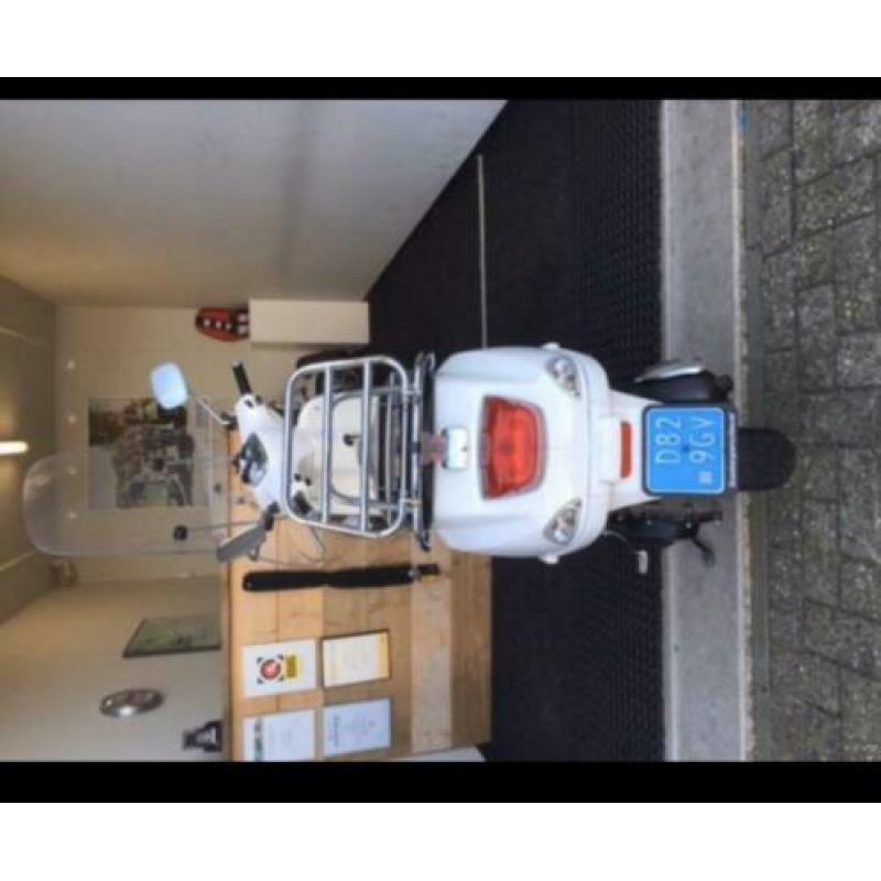 Vespa s 2010 2 takt