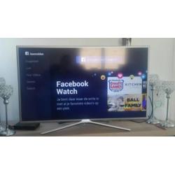 Bijna nieuwe Smart tv, garantie boekjes zitten erbij