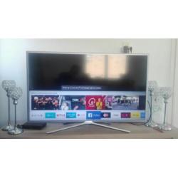 Bijna nieuwe Smart tv, garantie boekjes zitten erbij