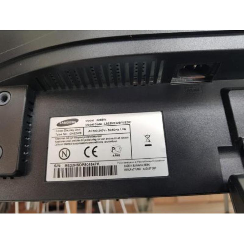 Samsung LCD monitor 22"