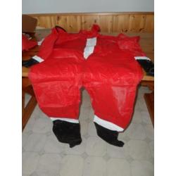 Kerstman pak met cape en masker en muts