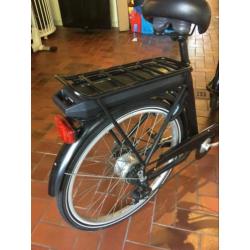 Babboe bakfiets elektrisch.