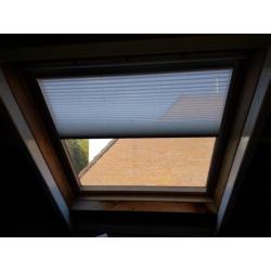 Velux zonwering met plissé en zonverduistering