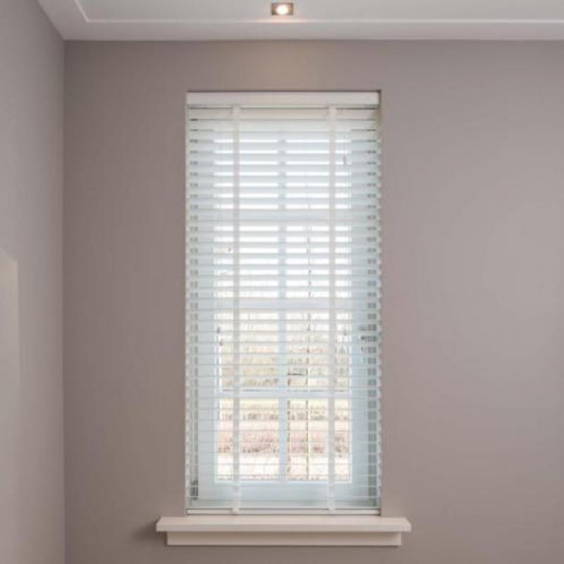 houten jaloezie shutters wit met band 70x250cm €74