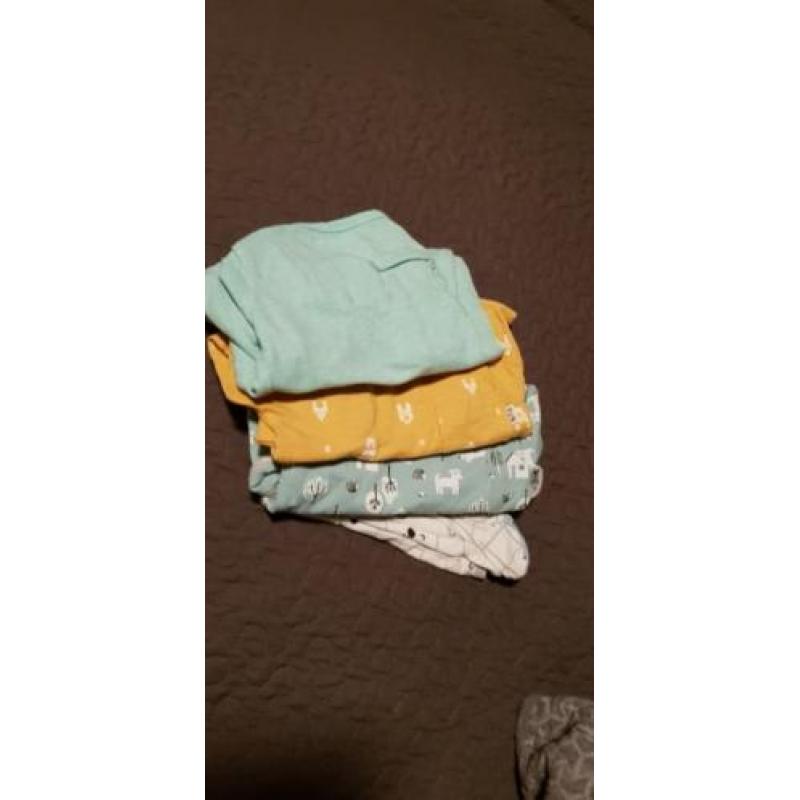 Doos babykleding jongen maat 50