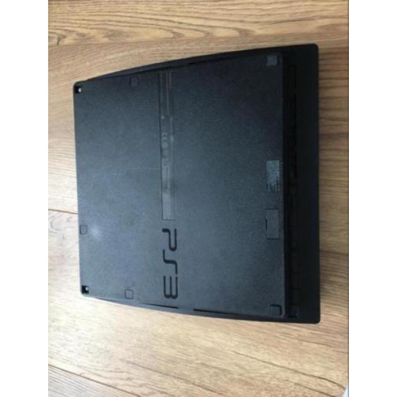 PlayStation 3 slim (deftig)