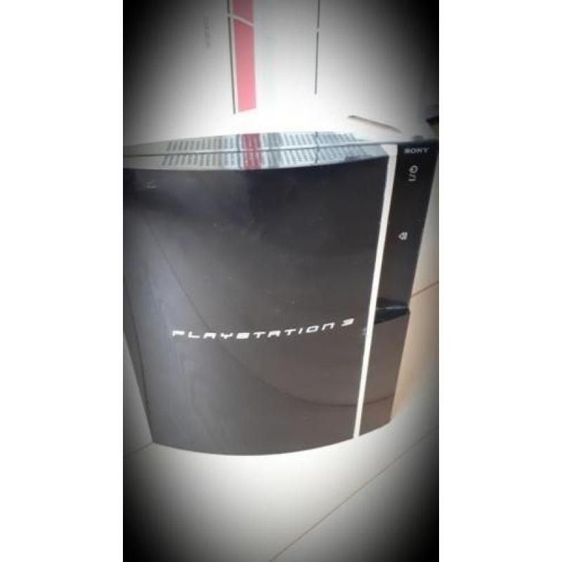 PS3 compleet, in goede staat, incl 2 conrollers