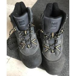 Heren wandelschoen hoge schacht maat 42