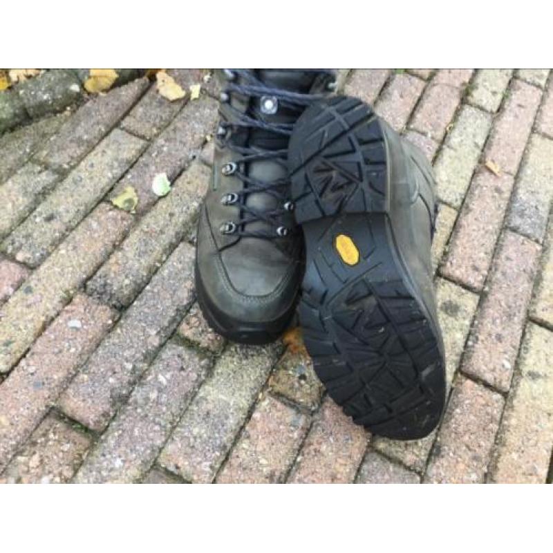 Lowa bergschoenen wandel schoenen maat 40