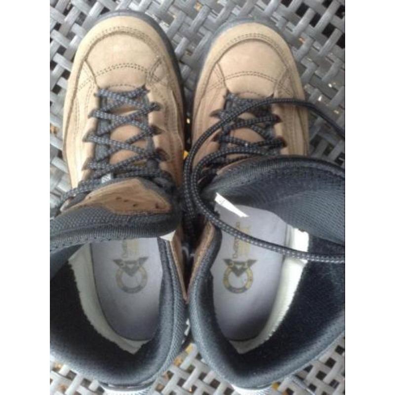 Lowa 41 zgan bergschoenen