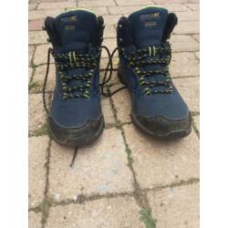 Mooie stevige wandelschoen maat 44